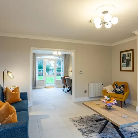 No 20 Village Killarney