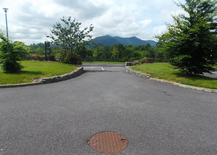 No 20 Village * Killarney